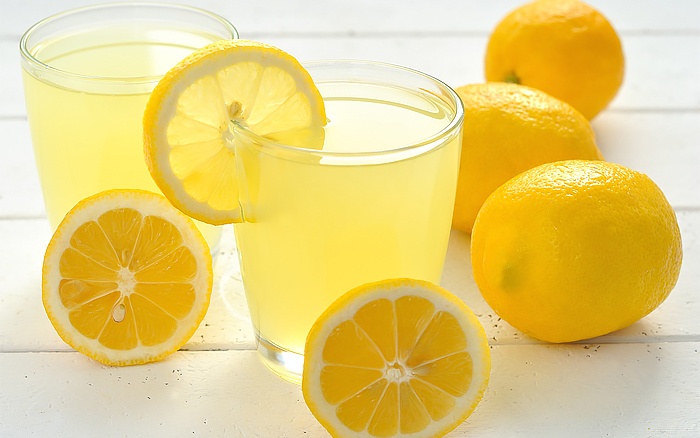 eau-citronnee