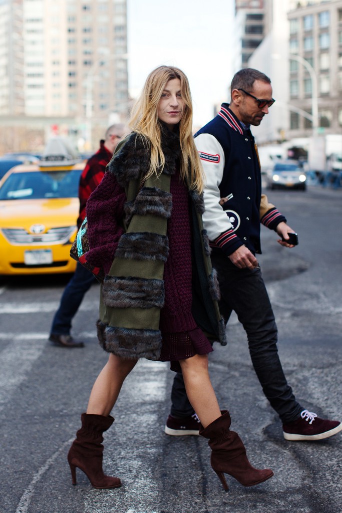 Ada Kokosar, street style, bourgogne, kaki, new york, street style, outfit, look, styliste