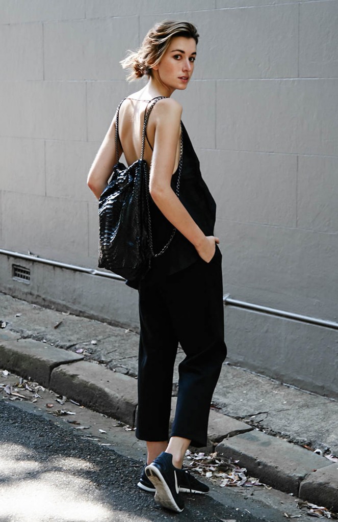 Carmen Hamilton, monochrome, décontracté, simple, noir, backpack