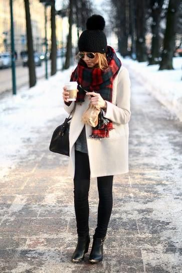 Mode hivernale, fashion, look d'hiver, manteau d'hiver, tuque, foulard 