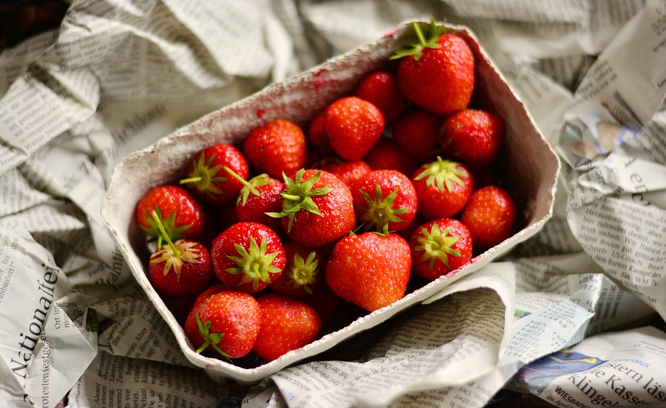 fraises, fruits, alimentation saine