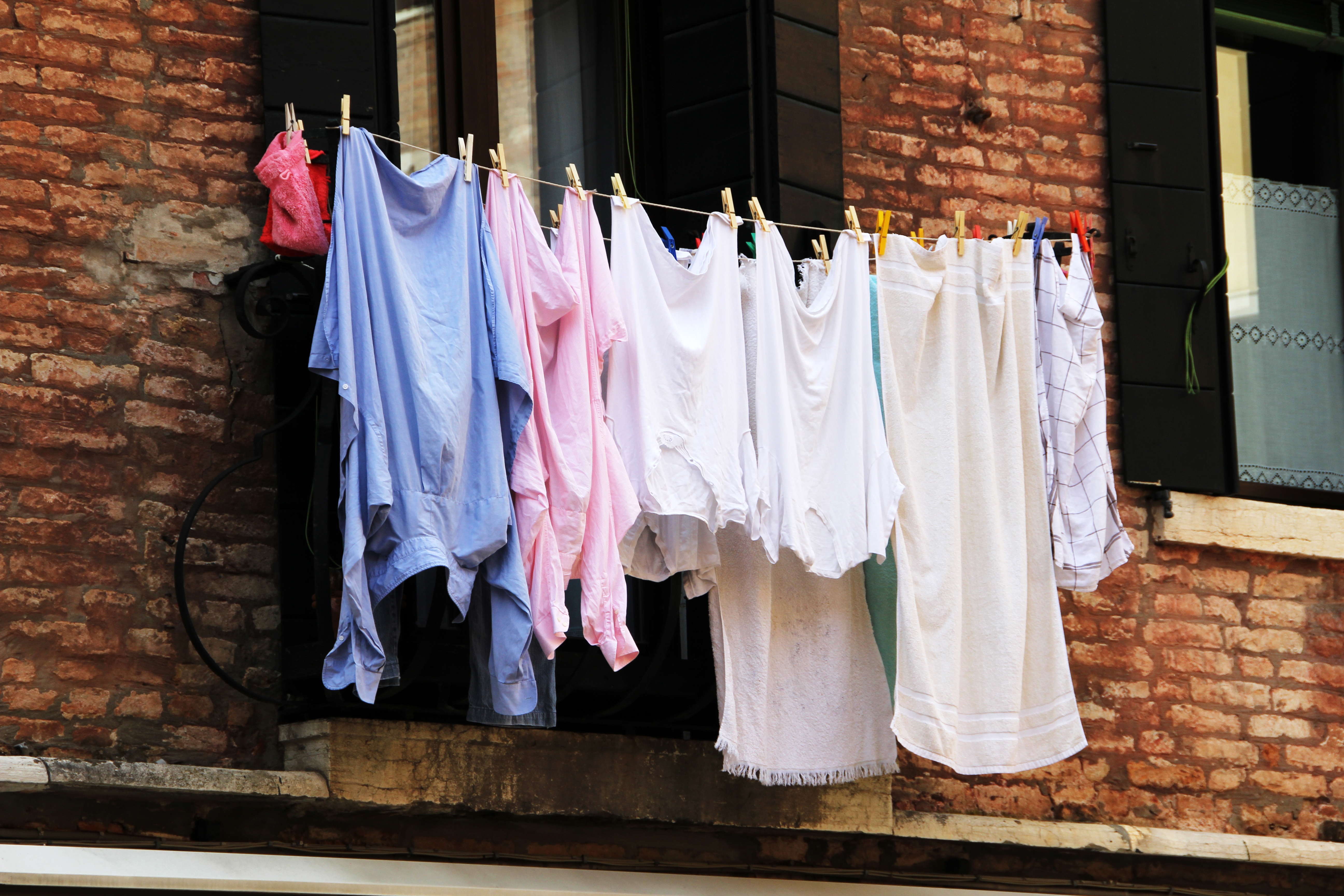 clothes ménage vêtements