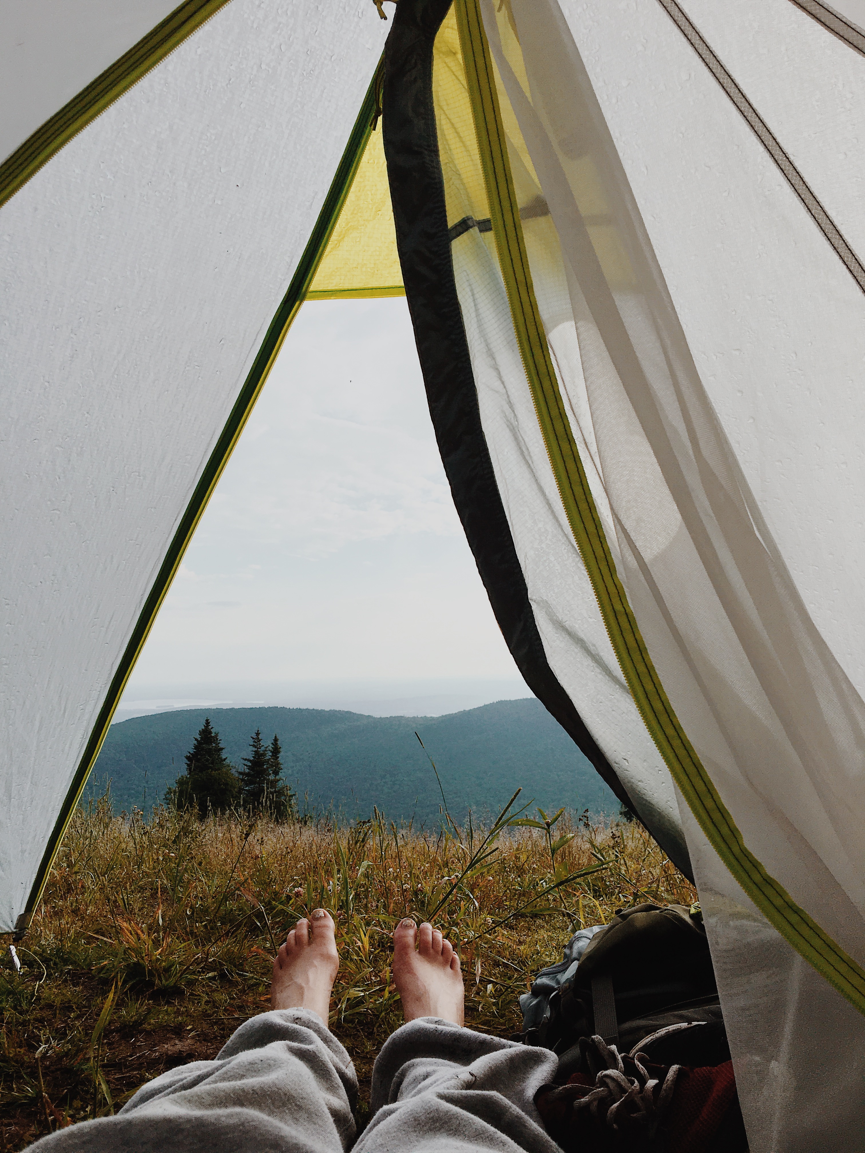 camping tente couché de soleil
