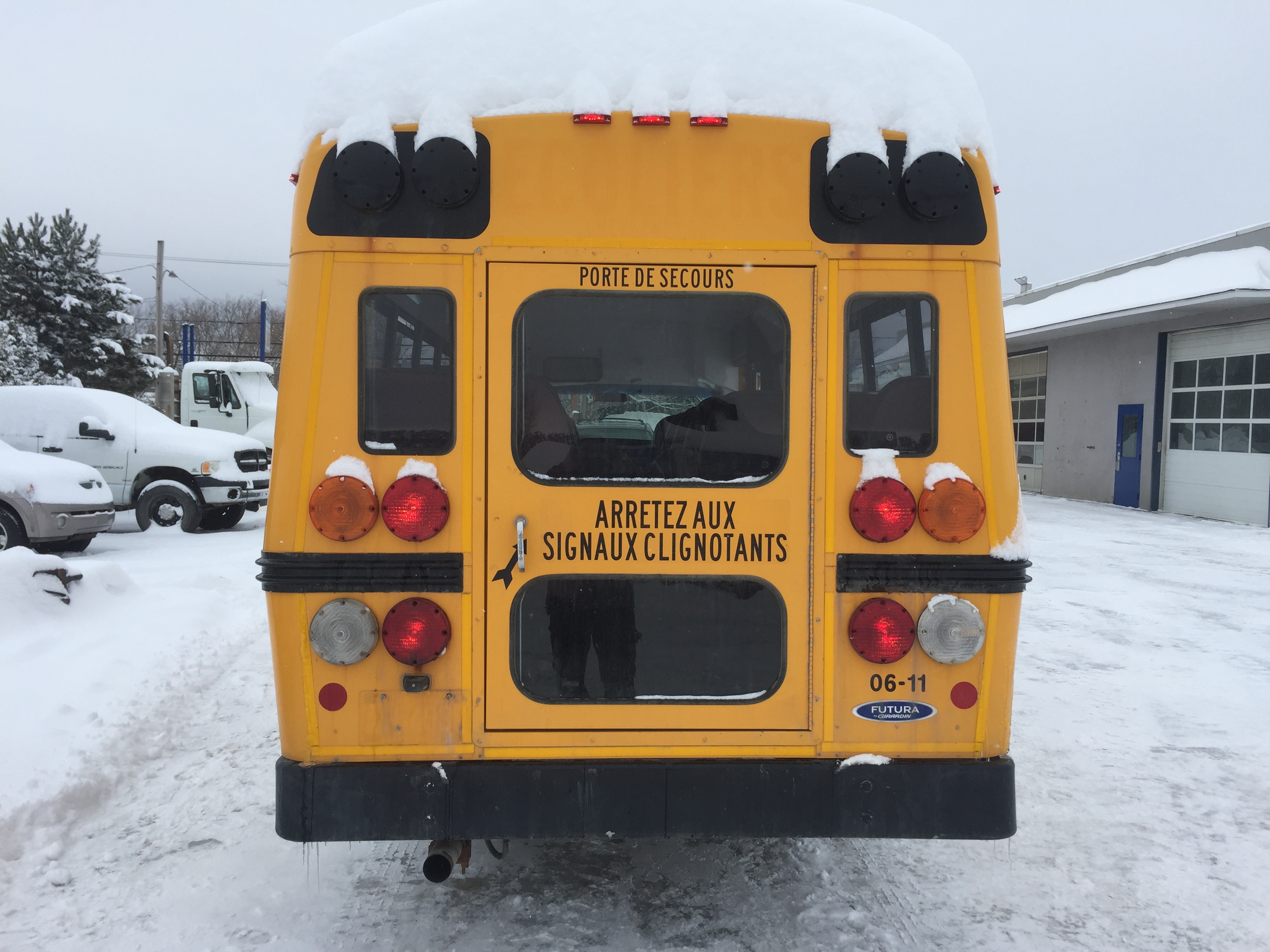 autobus scolaire trip voyage conversion