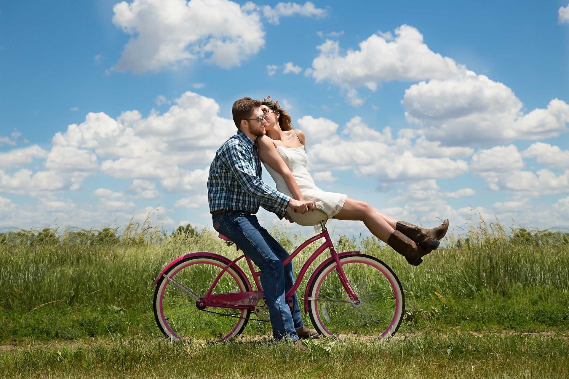couple vélo romance