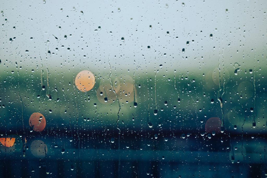 pluie vitre