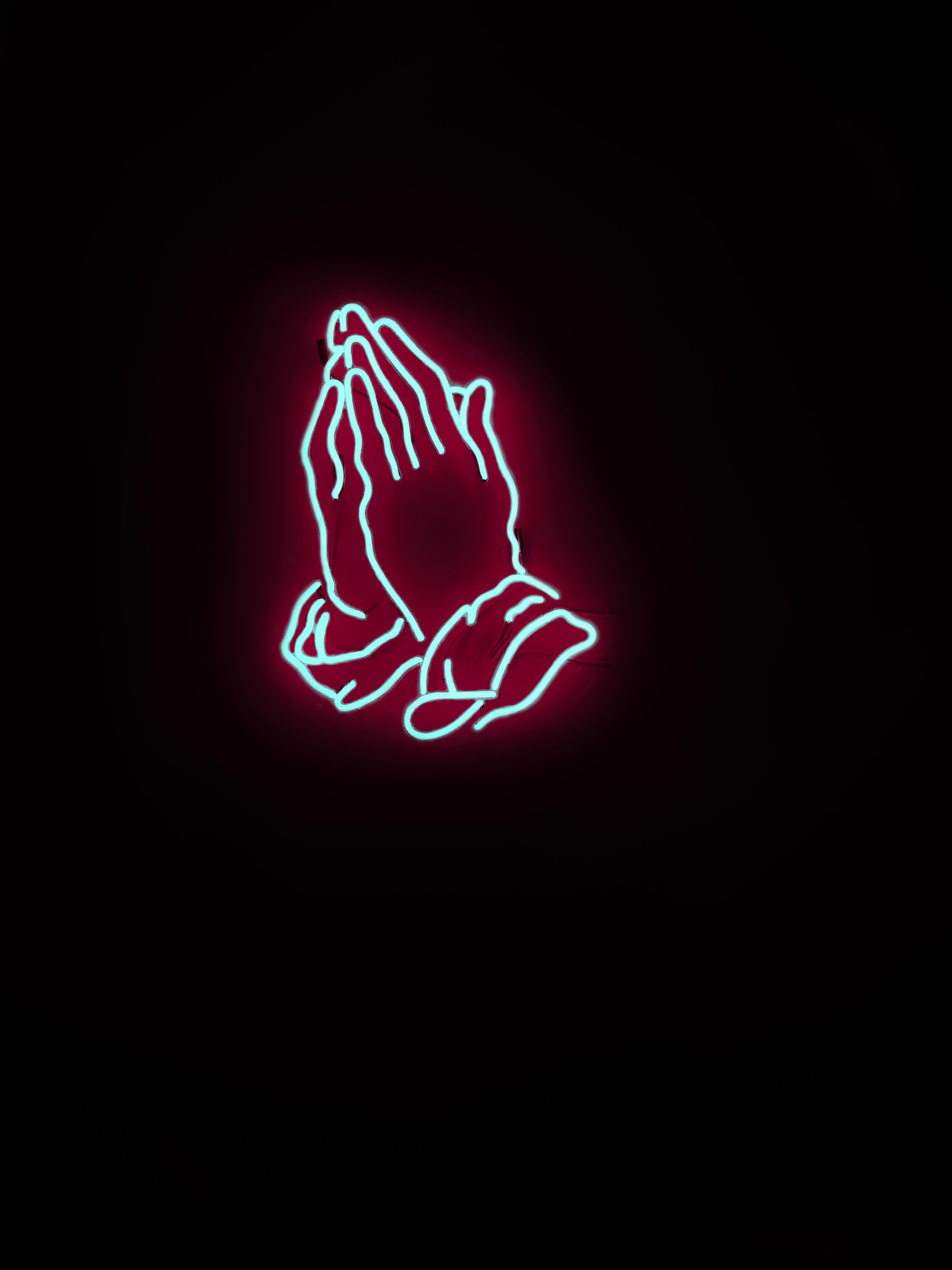 mains qui prient