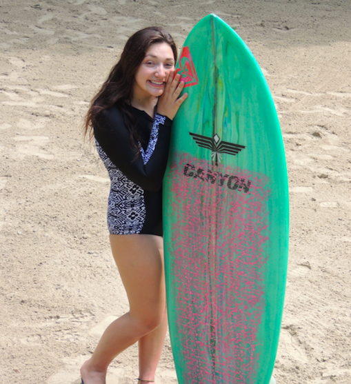 laurence hamel fille avec un surf