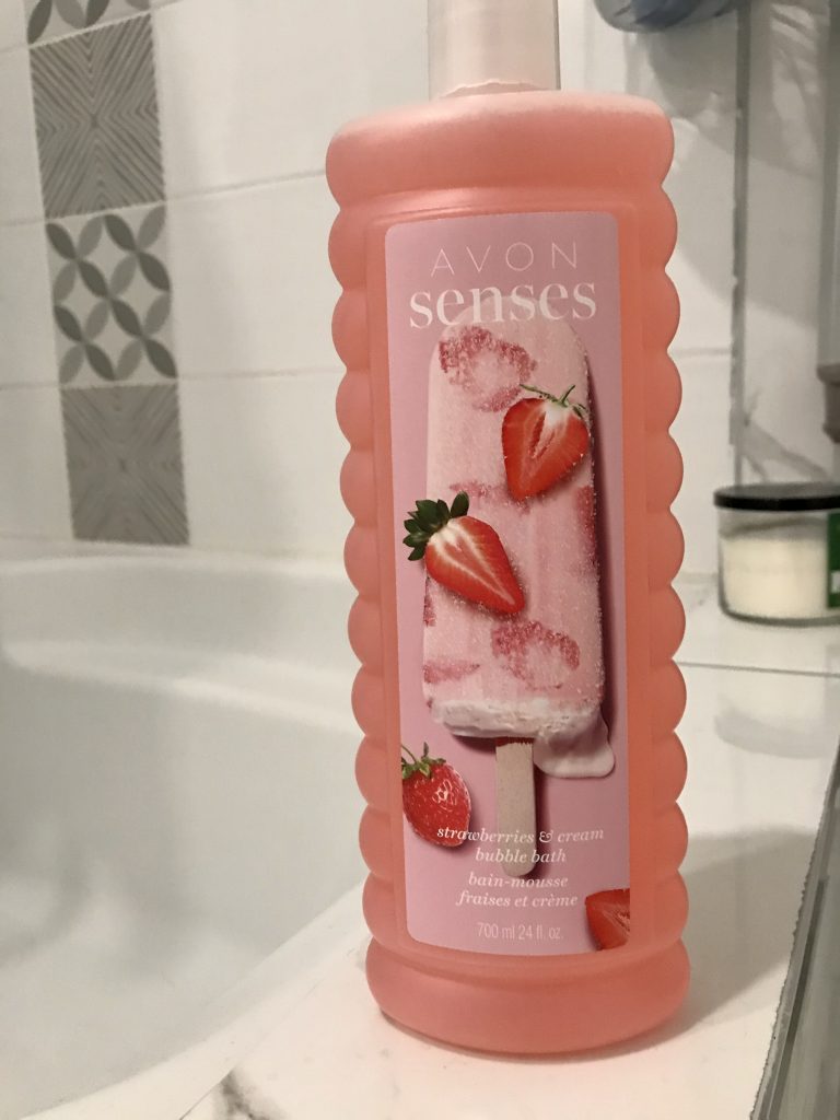 bain-mousse fraise et crème de Senses chez Avon