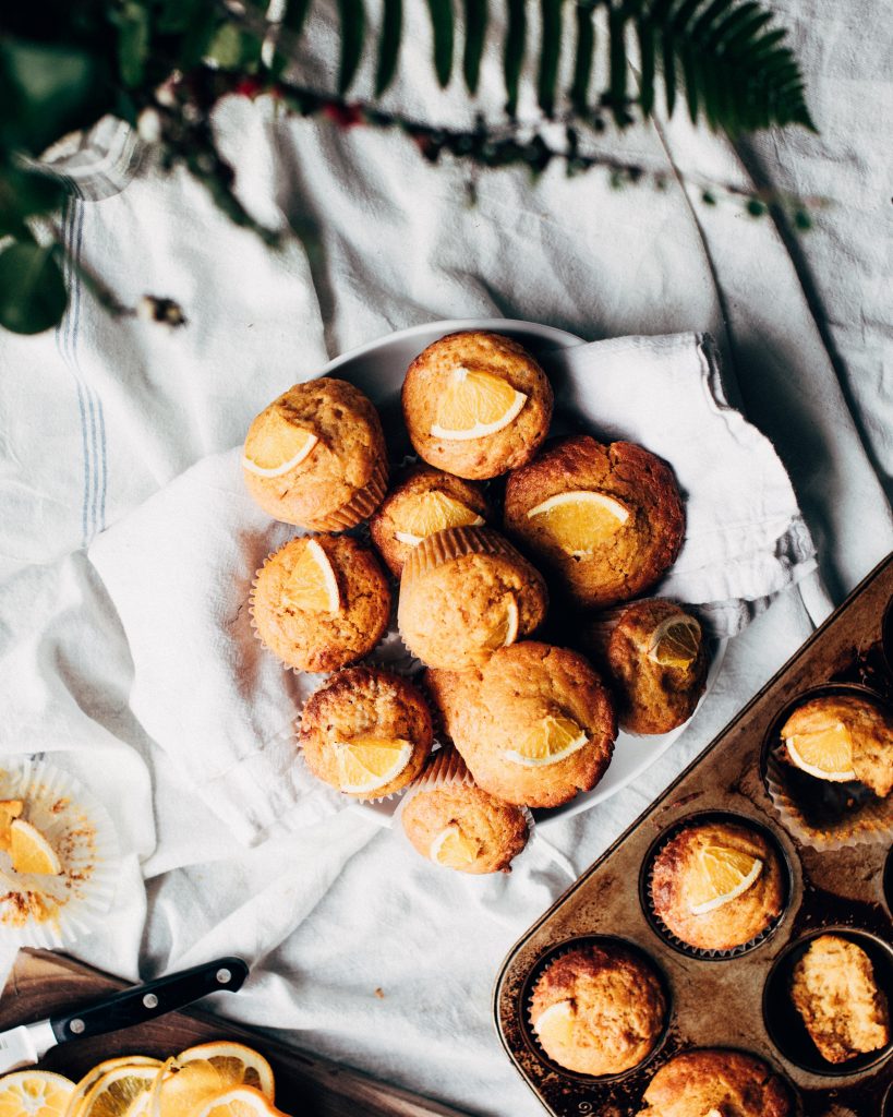 muffins avec tranches d'oranges
