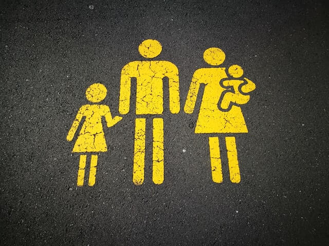famille traditionelle signe