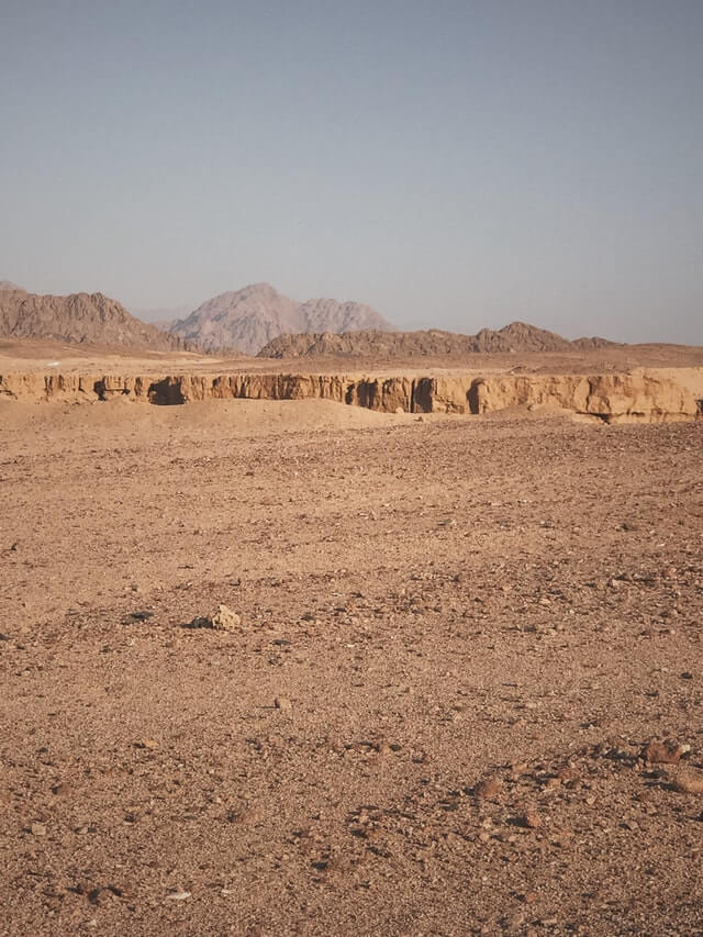 terre sèche désert nouveau départ