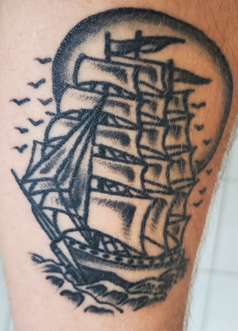 tattoo bateau peau dessin