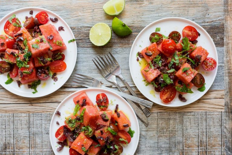 SALADE DE MELON D’EAU, TOMATES ET MENTHE