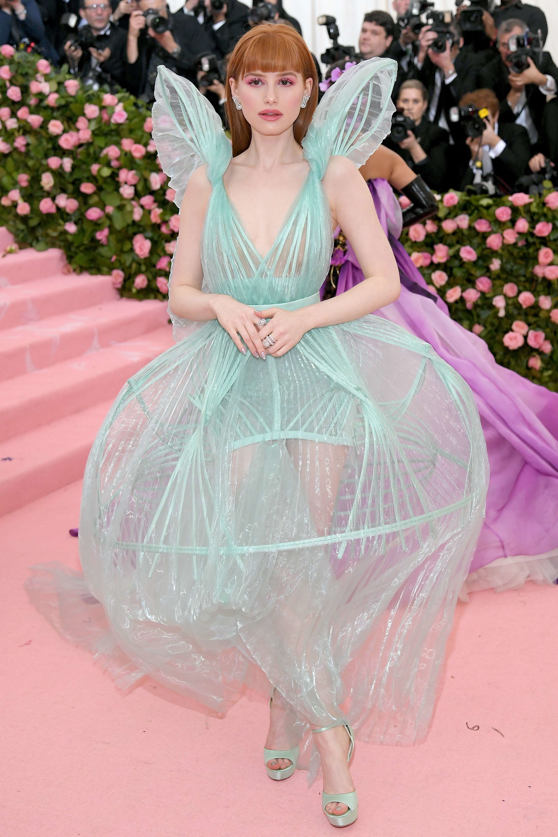 Madelaine Petsch Met Gala 2019 - Le Cahier