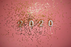 2020 chandelles confettis nouvelle année